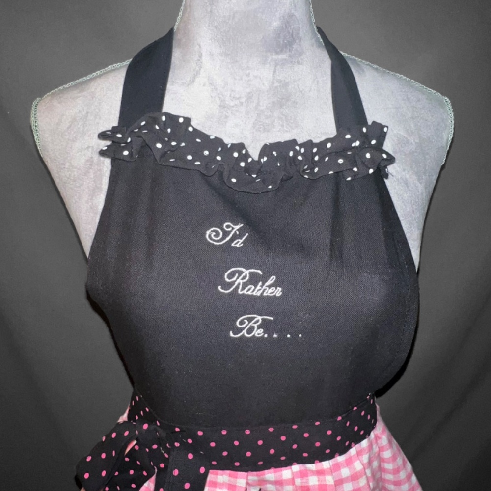 "I'd rather be cooking in Paris" Apron - Picture 2 of 4